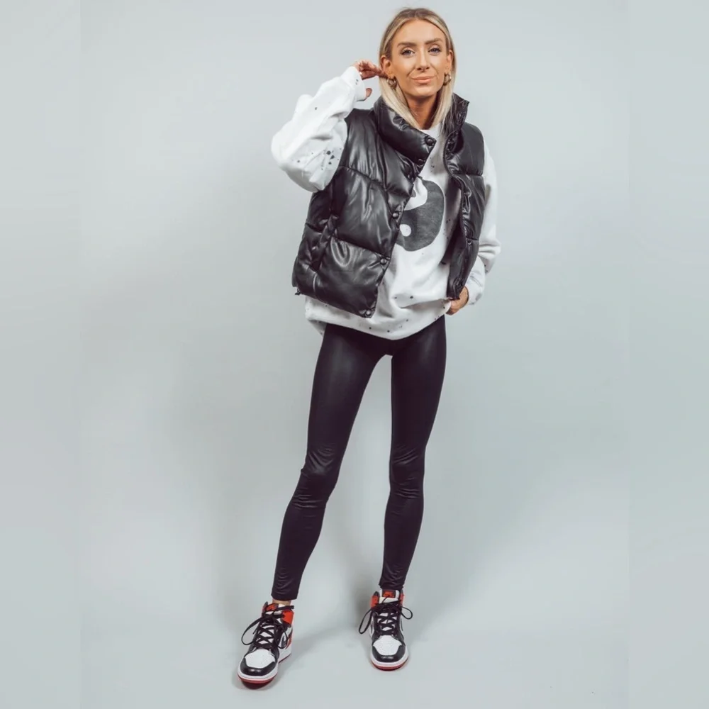 Faux Leather puffer vest - Picture 4 of 6